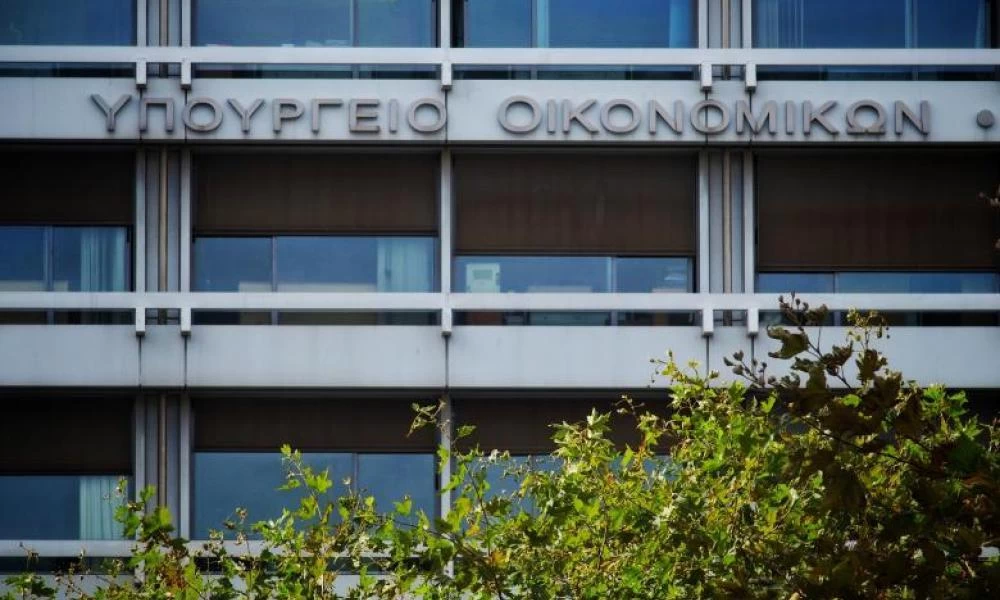 ΥΠΟΙΚ: Παράταση ενός μήνα για μεταβιβάσεις ακινήτων με τις υφιστάμενες αντικειμενικές αξίες